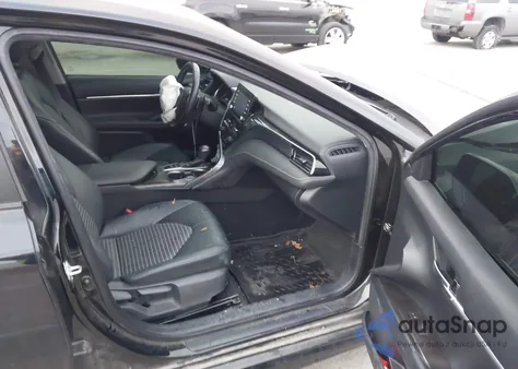 2022 Toyota Camry Nightshade Edition Hybrid z USA, uszkodzony, nr VIN 4T1T31AK0NU035093